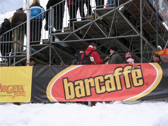 PLANICA 2006 - POLETI NA VELIKANKI 18. marec  - foto povečava