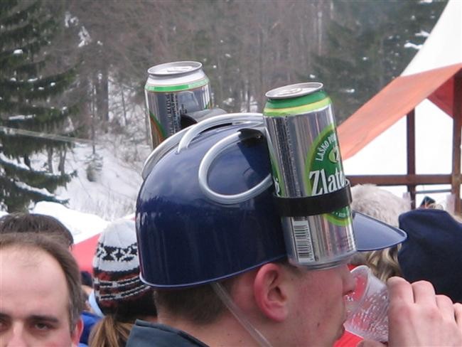 PLANICA 2006 - POLETI NA VELIKANKI 18. marec  - foto povečava