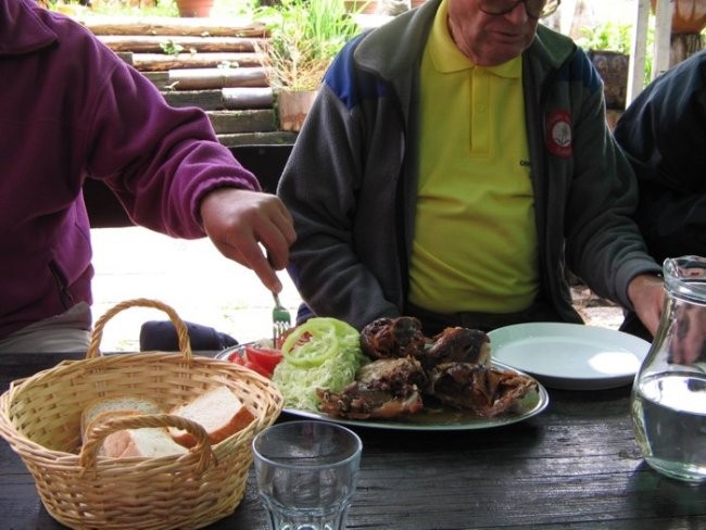 20. spom. pohod na TRIGLAV-7. julij 2005, OZS - foto povečava