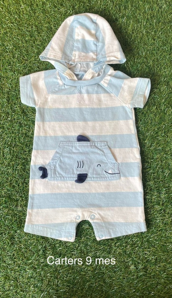 Carters 9 mes 3€