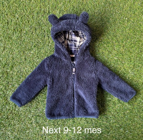 Next 9-12 mes (zelo prijetno mehka in topla) 10€