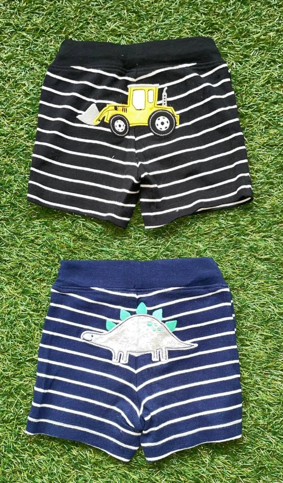 Carters 9 mes (zadaj)