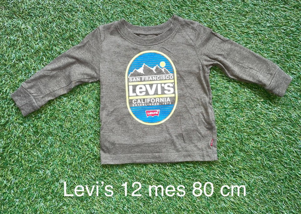 Levis 12 mes oz. 80 cm 3€