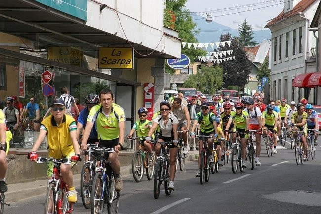 Jurjevanje 2005, Goni kolo, kolesarjenje - foto povečava