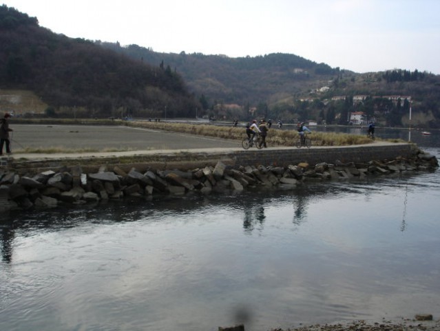PREDBOŽIČNA 07_IZOLA - foto
