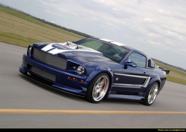 Ford mustang - foto