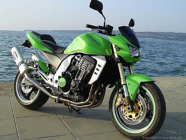 Kawasaki z serija - foto