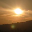 sonce na nebu