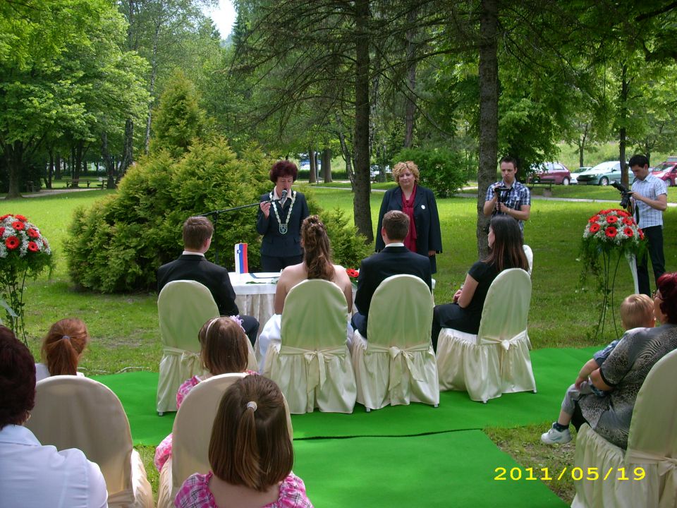 Poroka - Klara in Simon, 21.05.2011 - foto povečava