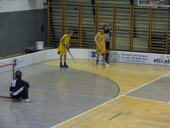 Floorball - foto povečava