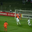 Kuyt vs. Handanovič