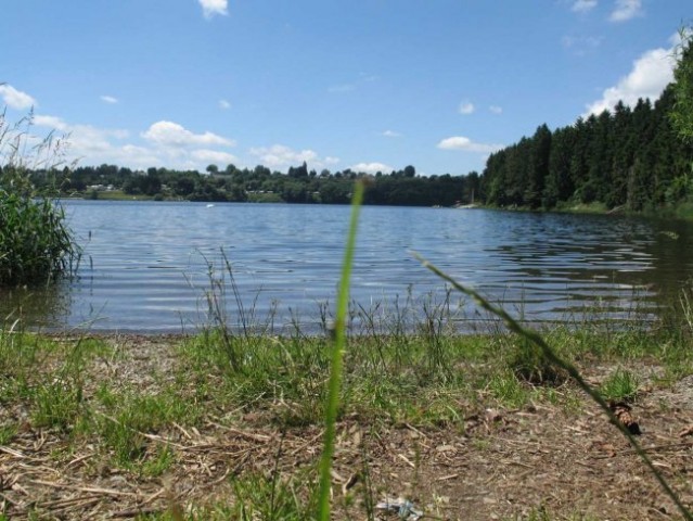 Umetno jezero pri mestecu butgenbach