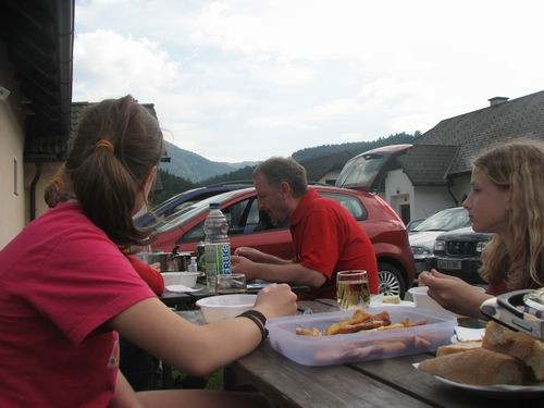 Družinsko srečanje bernijev:Koroška,13.5.2006 - foto povečava