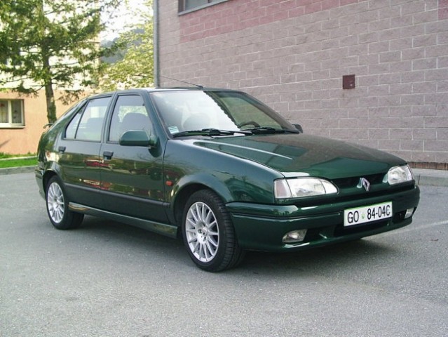 Renault 19 - foto