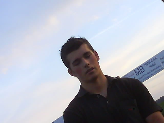 andy <3<3<3<3