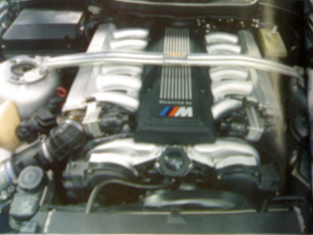E36 V12 Compact - foto