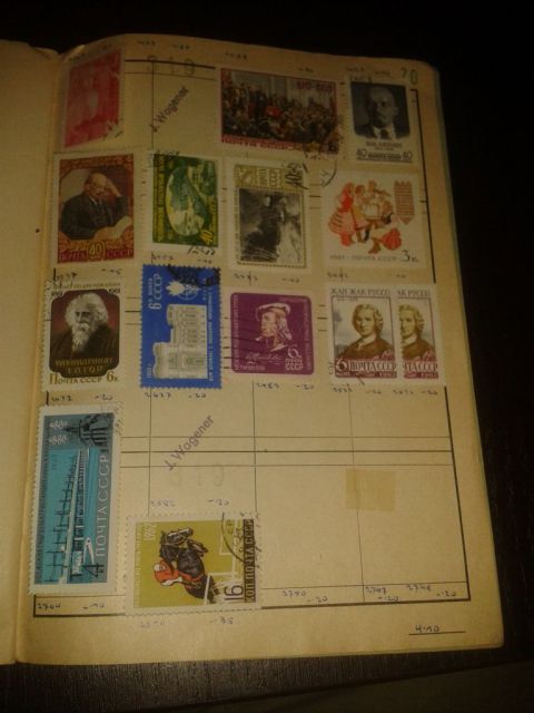 Old album with stamps - foto