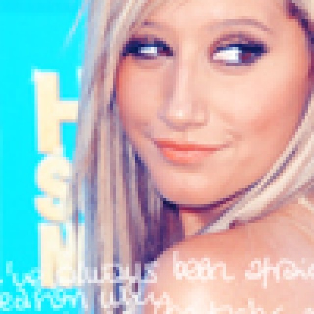 Ashley Tisdale <3 - foto