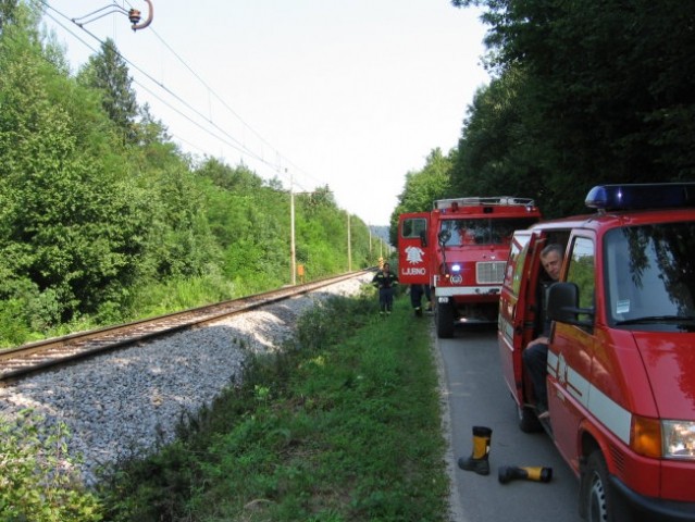 Požar železniška proga Podnart - Globoko 21.0 - foto
