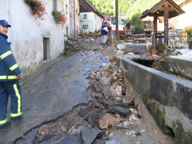 Intervencija-poplave Ljubno-Kropa - foto