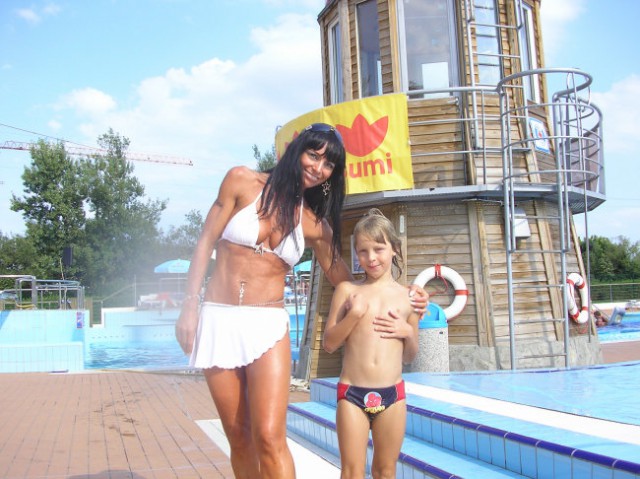 Laguna-miss bikini 2007- Nena - foto