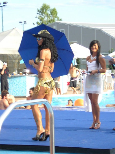 Laguna miss bikini 2007 finale - Nena - foto