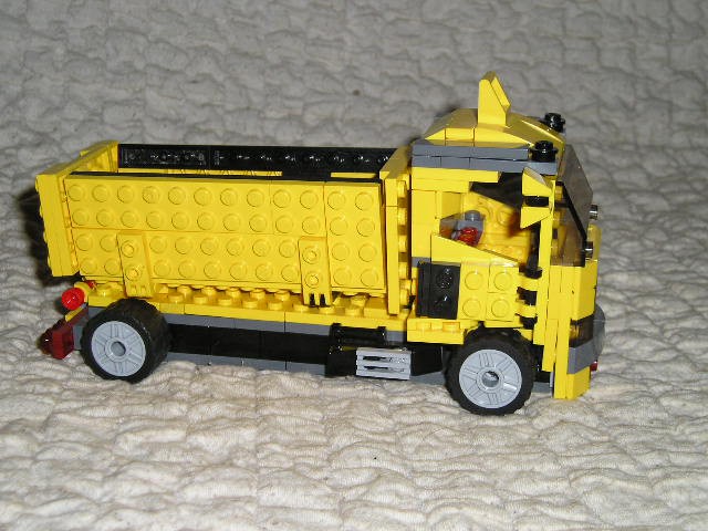 Tovornjak MOC - foto