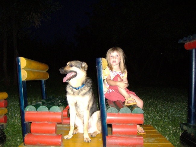 Psi in otroci, julij 2007 - foto povečava