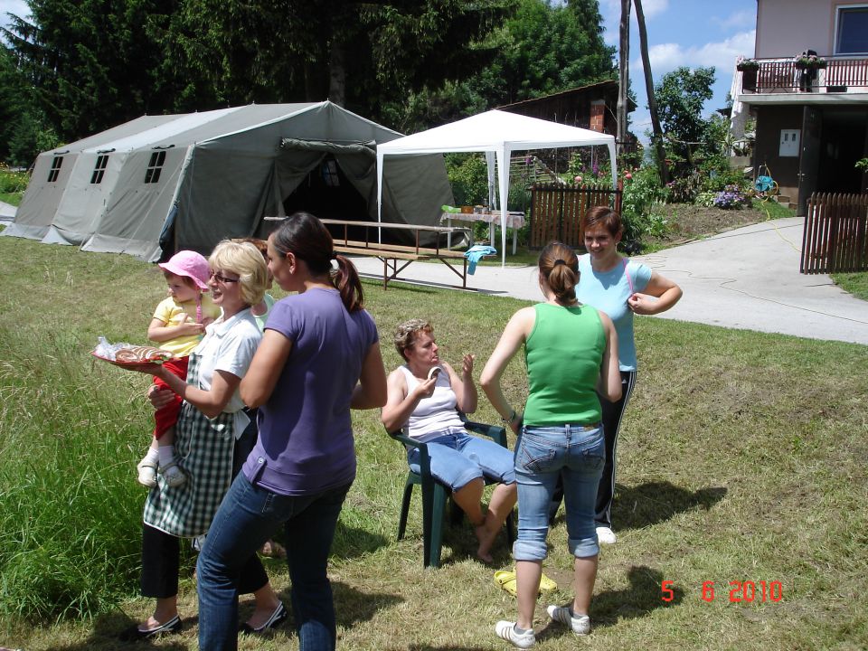 Spomladanski piknik - Steničjak - 2010 - foto povečava
