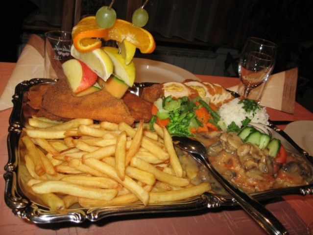 Večerja pri Adaničevičh, november, 2007 - foto