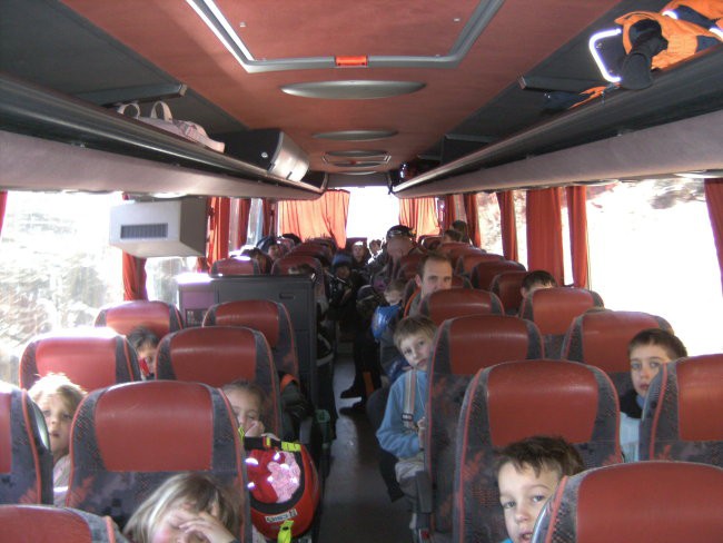 Smučarski tečaj, vrtec 16.2 -19.2. 2008 - foto povečava